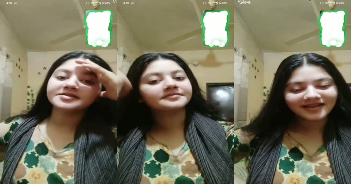 Chubby girl Show her tits on Tango 121 Premium Show